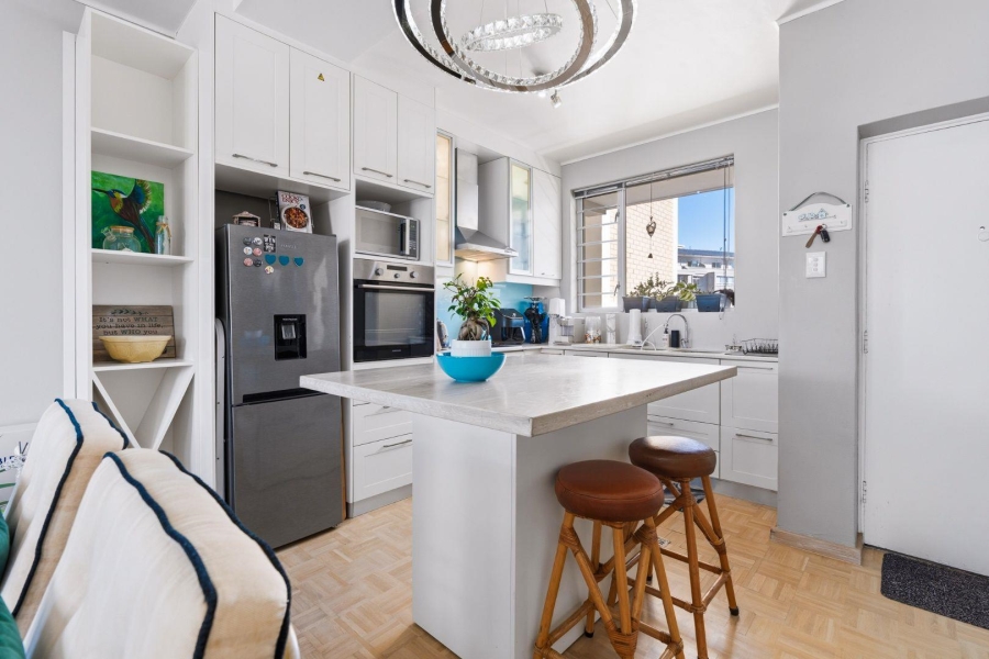 1 Bedroom Property for Sale in Three Anchor Bay Western Cape